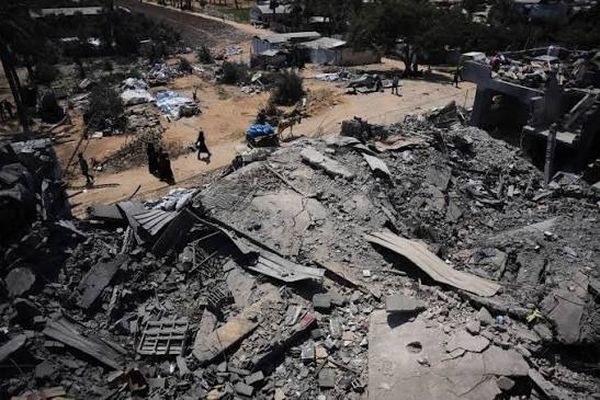 إعلام فلسطيني: الهجمات الإسرائيلية قتلت 4 أشخاص في قطاع غزة منذ فجر اليوم