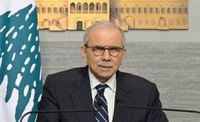 سلام اتصل برئيسي وزراء الكويت والأردن مديناً الاعتداءات الايرانية