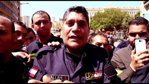 الملّاح ورفاقه أمام البحر: «نحن الدفاع المدني»