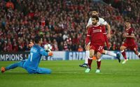 دوري أبطال أوروبا في كرة القدم :
فوز ليفربول على روما (5-2)