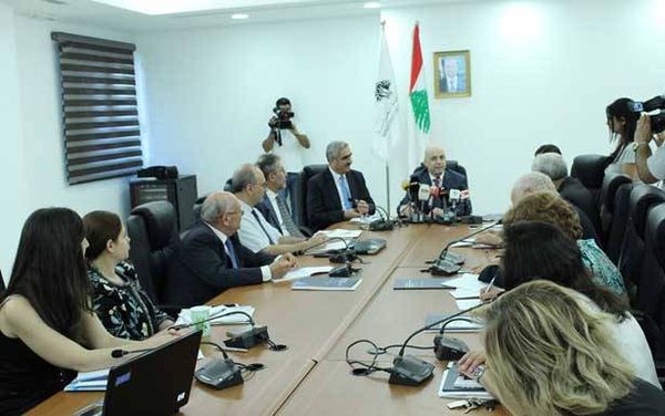 حاصباني ترأس اجتماع لجنة السياسات الصحيّة :
لا تسييس للعمل الصحّي ونعمل على إرساء نهج علمي