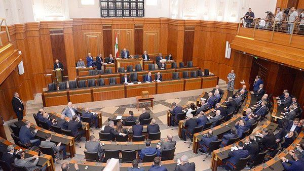 نائب يعلن مقاطعته جلسة مجلس النواب اليوم