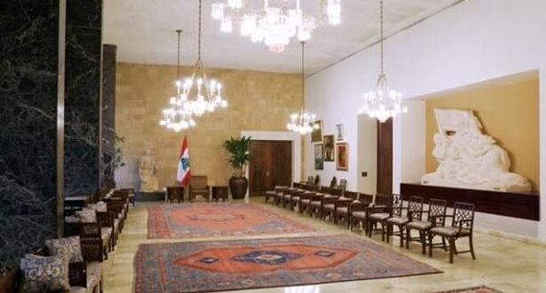 بيان "اللقاء التشاوري": ضرورة صون الهوية الديمغرافية للبنان والتمسك بالنسيج الوطني