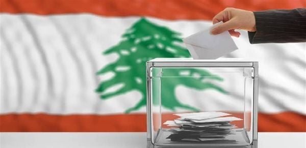 "الميغاسنتر " معلق.. متى سيبصر النور؟
