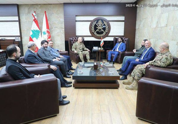 إستقبالات قائد الجيش