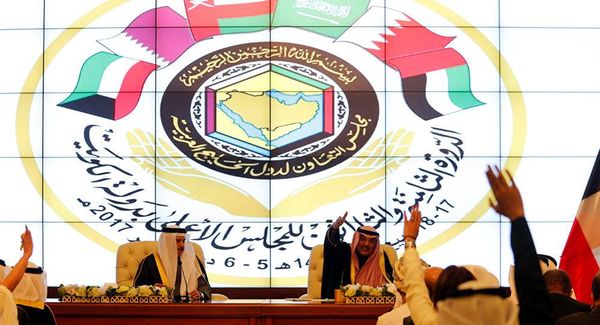 رئيس وزراء الكويت يحدد موعد القمة الخليجية