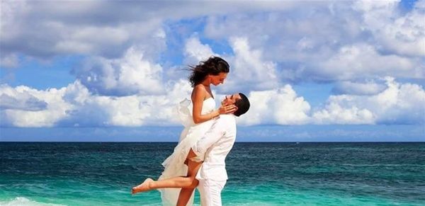 للعروس التي تستعد لشهر العسل.. عليك بهذا المشروب!