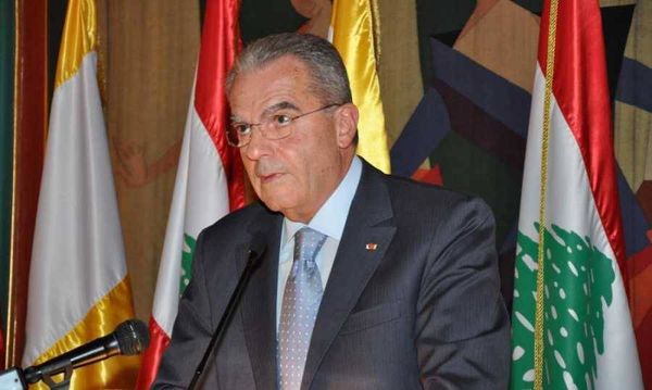 وديع الخازن: للوقوف خلف الجيش للتصدي لاي عدوان على لبنان