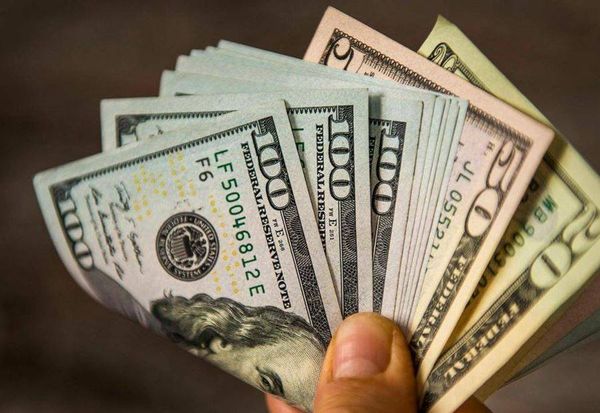 كيف أقفل دولار السوق السوداء مساء اليوم؟