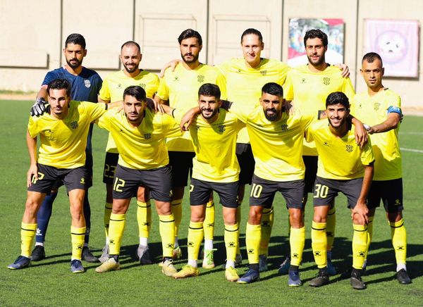 نهائي كأس الاتحاد في كرة القدم
بين العهد والأهلي النبطية اليوم