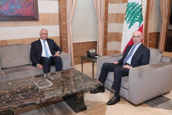 الحجار يبحث مع شقير الأوضاع الأمنية وتعميم خدمة البصمة البيومترية للمغتربين