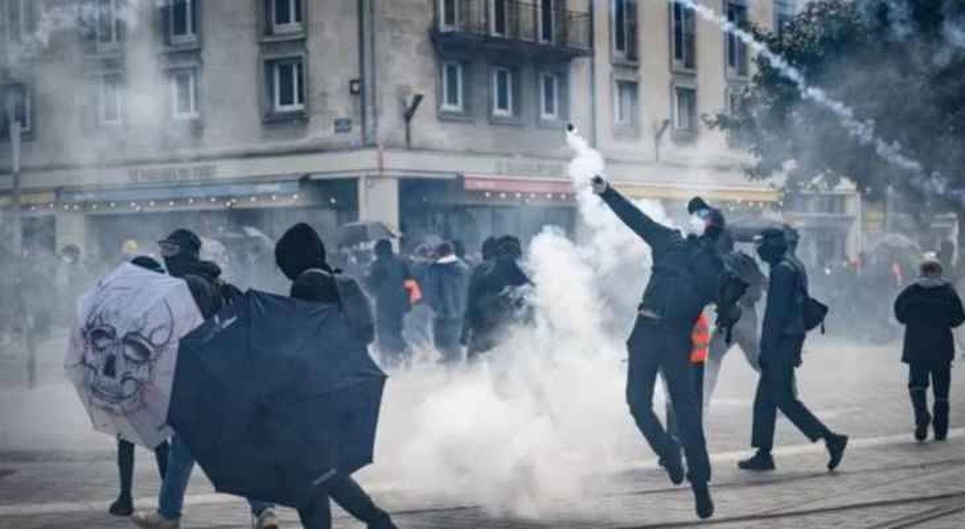 اتحاد الأعمال الفرنسي: خسائر التظاهرات الأخيرة تجاوزت قيمتها المليار دولار