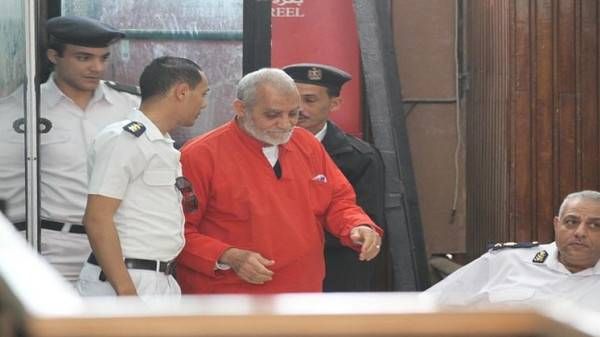 النقض المصرية تلغي حكما بإعدام مرشد الإخوان وتأمر بإعادة محاكمته