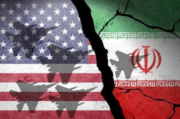 "ذي أتلانتيك": الضرر في المنشآت الأميركية القريبة من إيران كبير إلى درجة أن تكلفة إصلاحها المتوقعة مرتفعة جداً