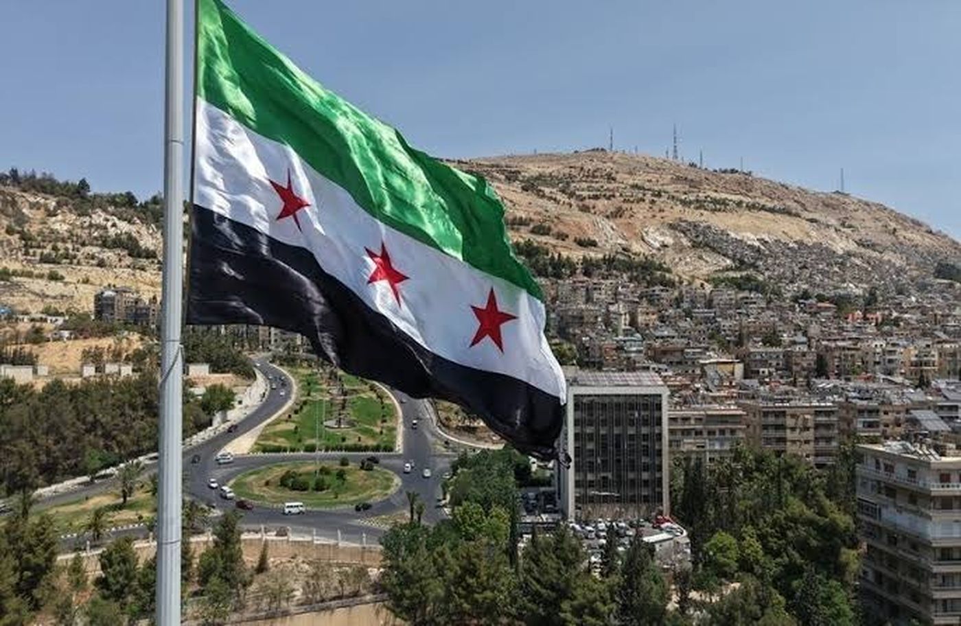 رفع سوريا من قائمة الإرهاب.. دمشق تراهن على عودة الاستثمارات والاندماج المالي