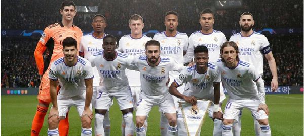 برشلونة المتعثر يقرّب ريال مدريد من إنجاز فريد