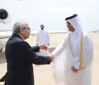 سلام في الدوحة لتقديم واجب العزاء
