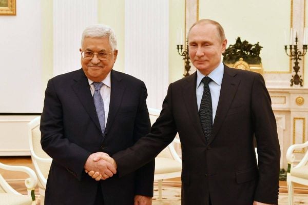 بوتين يلتقي عباس في أستانا