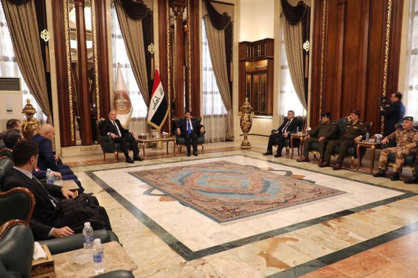 وضع المؤسسة العسكرية على طاولة المباحثات بين قائد الجيش ووزير الدفاع العراقي