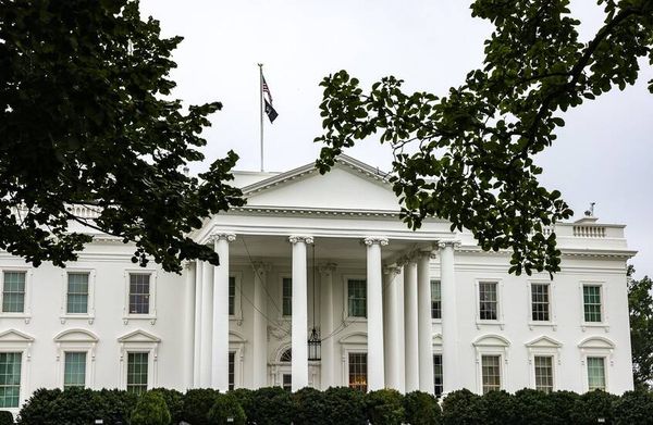 استقالة مستشار اقتصادي في البيت الأبيض على خلفية جدل سياسي