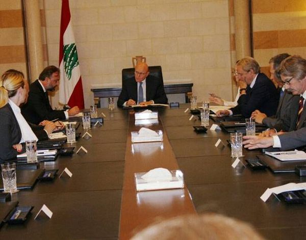 سفراء الاتحاد الأوروبي أبلغو سلام
دعم حكومات بلادهم القويّ له
