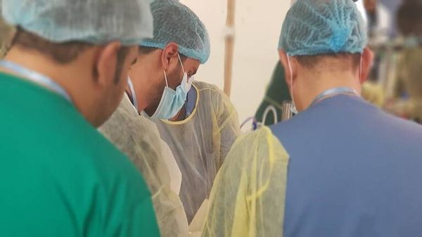 طبيب سعودي يبتكر تقنية جديدة لعلاج التعظم المبكر للجمجمة لدى الأطفال