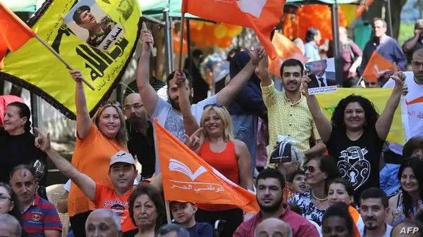 رسائل باسيل بلغت آذان حارة حريك... إعادة فتح قنوات التواصل بعد التهدئة!
«جلسة التشاور» مع نهاية الأسبوع... وهذا ما أبلغه وزير الشؤون لميقاتي!