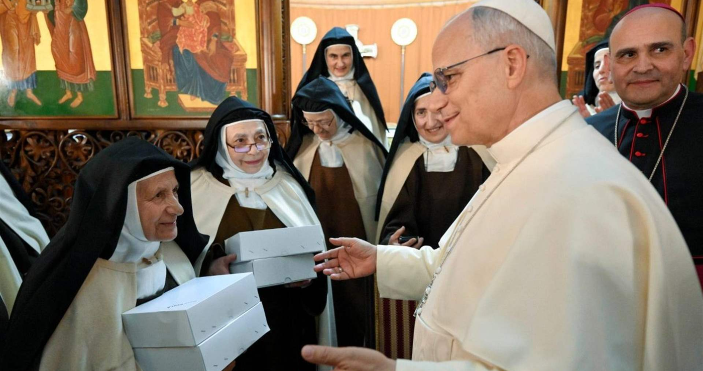 زيارة مفاجئة للبابا