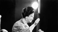 أم كلثوم تحيي حفلا في المغرب
