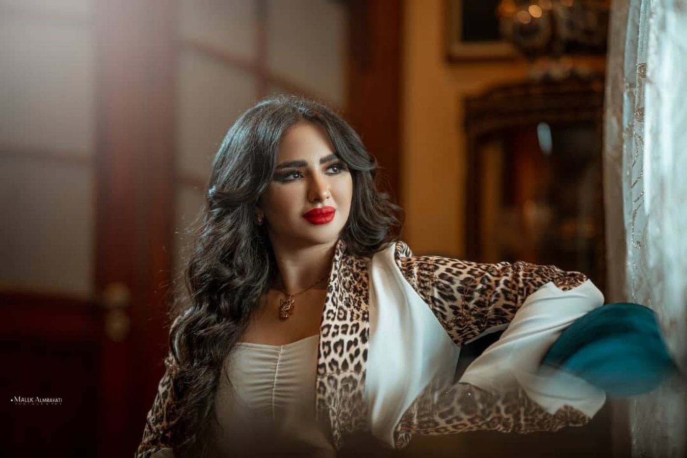 صوفي تتحدى الحبيب باللهجة المصرية" منتش قد الحب"