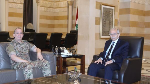 الرئيس سلام استقبل قائد الجيش العماد رودولف هيكل وبحثا زيارة الأخير إلى الأردن وإيطاليا والأوضاع في الجنوب
