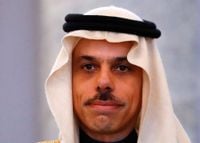 "الأزمة ليست بين السعودية ولبنان".. وزير الخارجية السعودي: نريد أفعال وليس أقوال