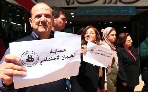 «الإتحاد العمّالي» والمصالح المستقلّة تضامنوا لعدم ضرب الضمان
إضرابات واعتصامات للمُطالبة بإلغاء المادتين 54 و68
من قانون الموازنة.. والأسمر أعلن المضي بالمعركة مهما كان الثمن