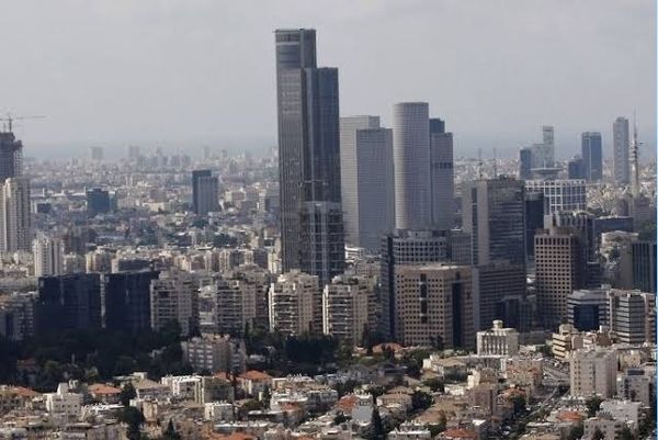 القناة 14 الإسرائيلية: ارتفاع ملحوظ في حالة التأهب والاستنفار داخل "إسرائيل" تحسباً لاحتمالية استئناف المواجهة العسكرية المباشرة مع إيران.