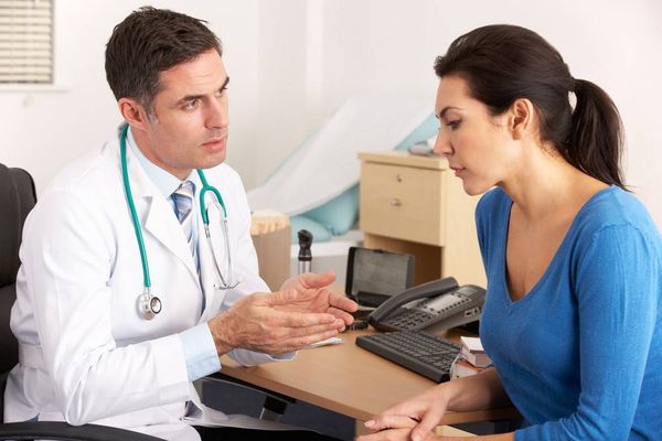 9 أسئلة  اطرحها على طبيبك والسبب؟