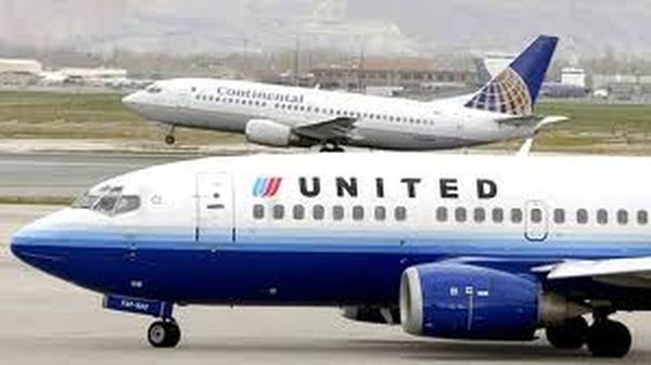 هبوط اضطراري لطائرة السيناتور الأمريكي لينزي جراهام أكثر المعارضين لتقديم معونات لمصر، ولا إصابات