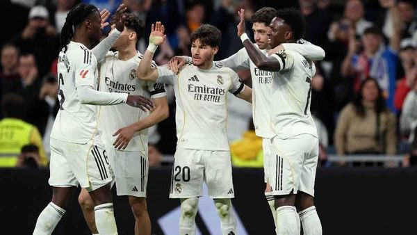 ريال مدريد يحدد مواصفات مدربه الجديد