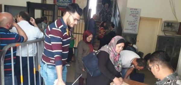 بدء تسليم صناديق الإقتراع لرؤساء الأقلام في سرايا جب جنين