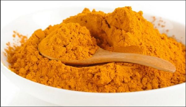 إنتاج أدوية مضادة للسرطان بعصير الكركم في إيران
