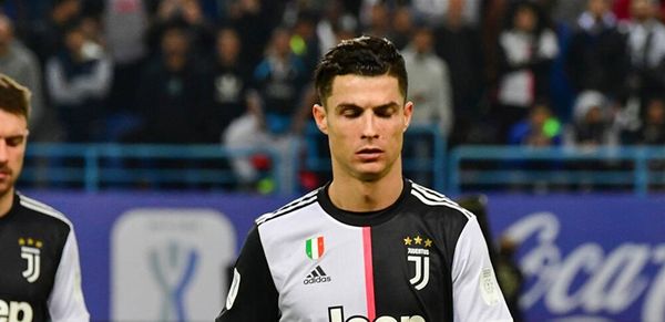 رونالدو يغيب عن مباراة يوفنتوس أمام برشلونة!