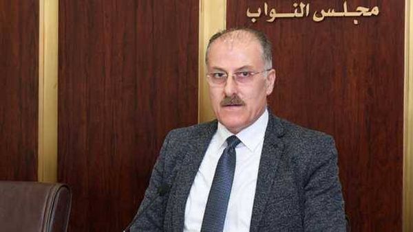 بلال عبدالله قدم سؤالا خطيا إلى الحكومة بشأن تلاعب المصارف بسعر الدولار وهدر حقوق الموظفين