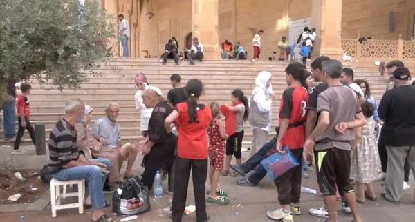 مع حلول الشتاء... النازحون في خطر والنساء الحوامل أكثر تأثراً!
مخاطر تفشي الأمراض التنفسيّة تتصاعد في مراكز الإيواء