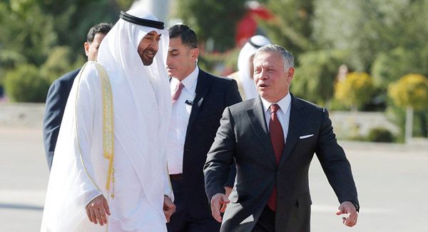 هديتان من ملك الأردن إلى ولي عهد أبوظبي (صور)