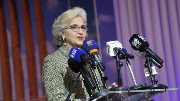 وزيرة التربية: من دون القراءة لا يمكن
لأي نظام تعليمي أن يبني مواطنين قادرين على الاختيار