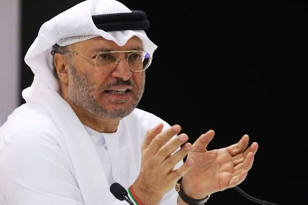 قرقاش: لقاء بزشكيان يجسّد نهج الإمارات القائم على الردع والدبلوماسية