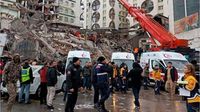 بعد زلزال تركيا.. إردوغان يعلن حداداً وطنياً لـ7  أيام