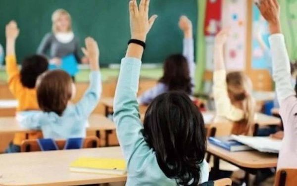 التعليم الحضوري بين المخاطر الأمنيّة وصعوبة إكمال العام الدراسي... هل يُعاد النظر في هذه الاستراتيجيّة؟
نقيب المعلمين في المدارس الخاصة لـ "الديار": نحن أيضا نقاوم طالما أن الحكومة لم تُعلن حالة الطوارئ!