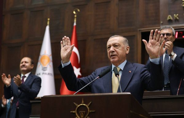 التضخم يربك حسابات حزب أردوغان قبل الانتخابات