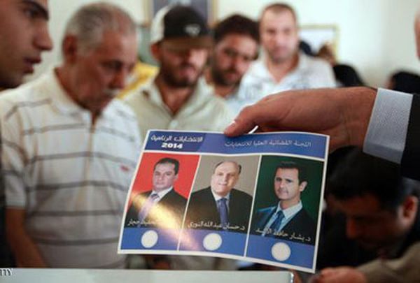 إنتفاضة السوريين وهستيريا الخائبين