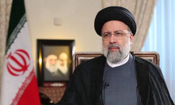 رئيسي: إيران لم تترك أبداً قضية الإتفاق النووي وطاولة الحوار